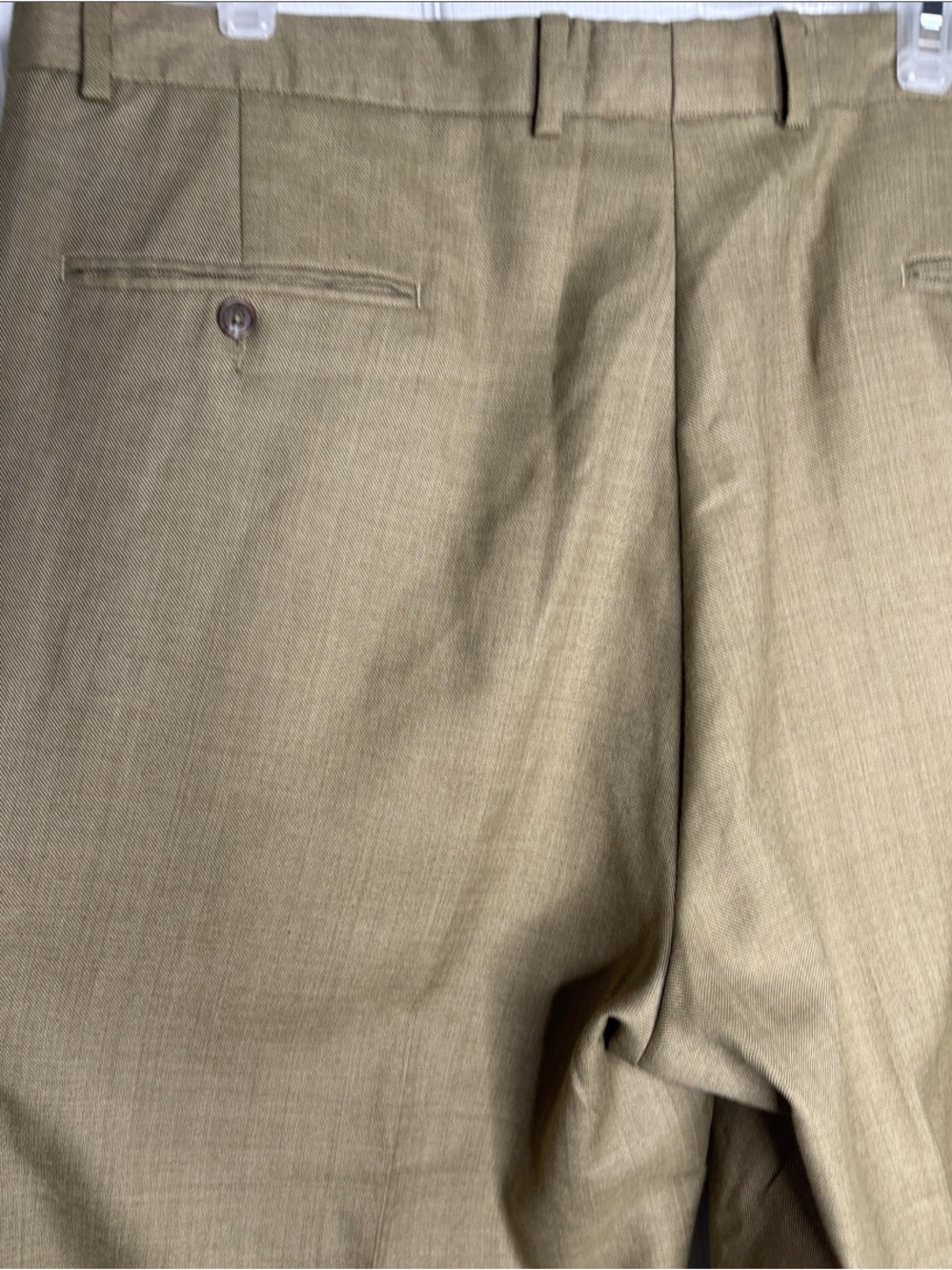 Men's Two-Piece Suit in Olive - Picture 13 of 13